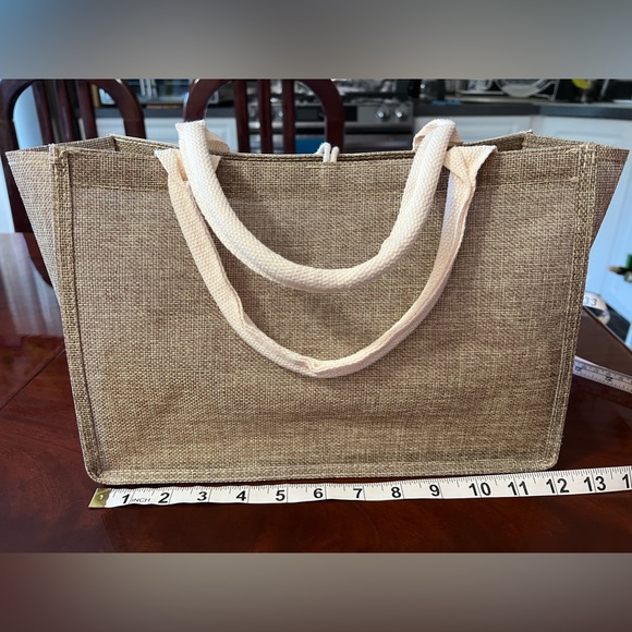 New hand crafted embroidery tote - Picture 4 of 7